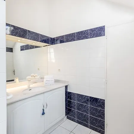 Apartment Orange Vendome